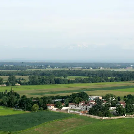 Oda ve Kahvaltı Corte Langosco *